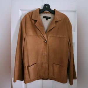 Elegant Tan Leather Jacket